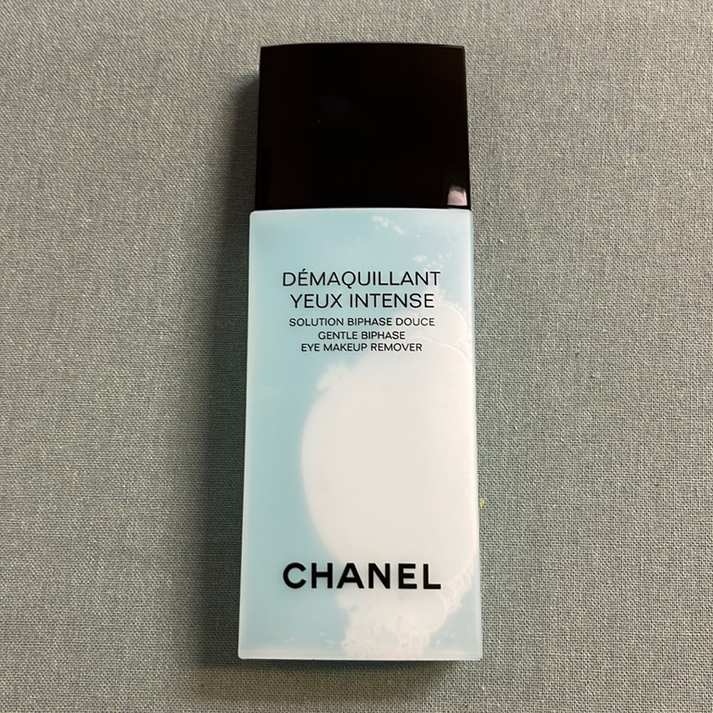 Chanel Gentle Biphase Eye Makeup Remover